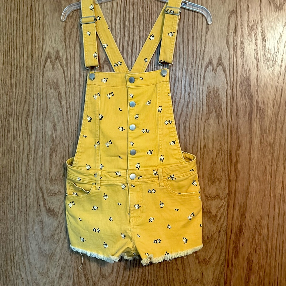 Tinseltown Yellow With Flowers Overalls Fun Summer Floral Size Medium M
